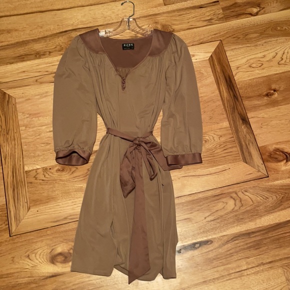 BCBG Nude Dress- size small - Picture 7 of 8